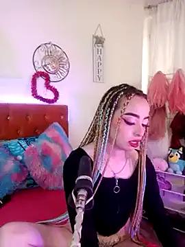 Snapshot of Yennastone chatting on 01/02/25, 04:46 Yennastone online show from 01/02/25, 04:46