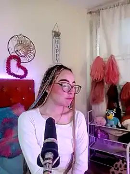 Snapshot of Yennastone chatting on 01/04/25, 09:20 Yennastone online show from 01/04/25, 09:20