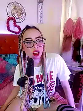 Snapshot of Yennastone chatting on 01/10/25, 04:09 Yennastone online show from 01/10/25, 04:09