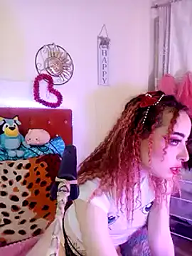 Snapshot of Yennastone chatting on 01/12/25, 02:45 Yennastone online show from 01/12/25, 02:45