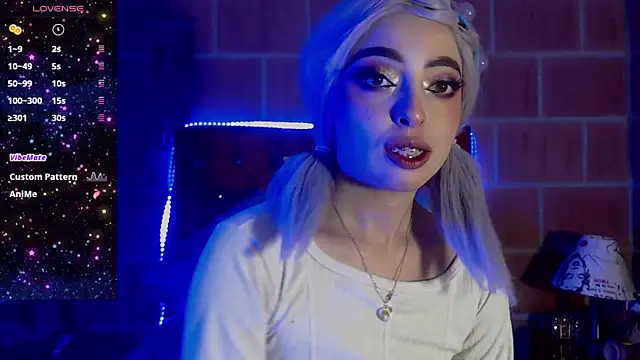 Snapshot of Yennastone chatting on 03/02/25, 12:42 Yennastone online show from 03/02/25, 12:42