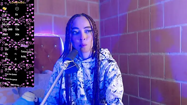 Snapshot of Yennastone chatting on 03/07/25, 05:18 Yennastone online show from 03/07/25, 05:18