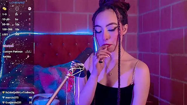 Snapshot of Yennastone chatting on 03/21/25, 02:28 Yennastone online show from 03/21/25, 02:28