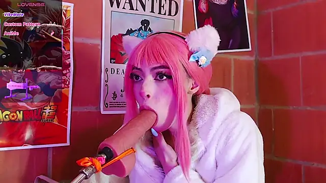 Snapshot of Yennastone chatting on 10/24/25, 05:48 Yennastone online show from 10/24/25, 05:48