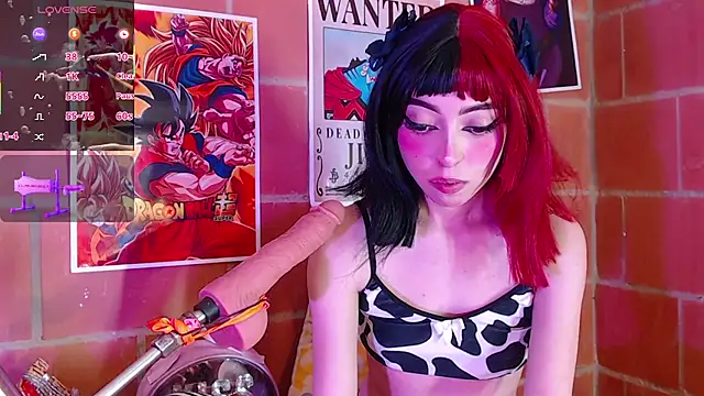 Snapshot of Yennastone chatting on 11/08/25, 05:40 Yennastone online show from 11/08/25, 05:40