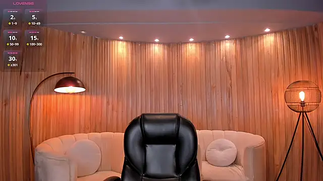 ChloePreston  online show from 12/18/24, 11:24