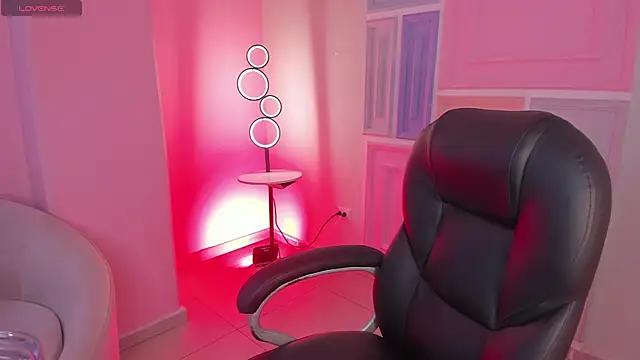 ChloePreston  online show from 07/06/26, 12:02