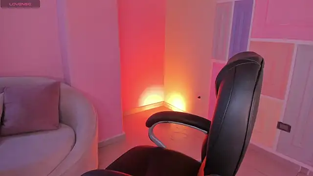 ChloePreston  online show from 07/07/26, 11:14