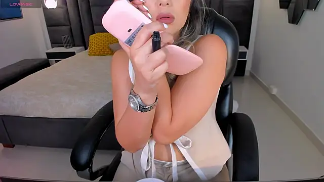 ChloePreston  online show from 07/29/26, 11:52