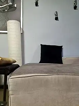 Snapshot of dickinyouto chatting on 01/19/25, 09:34 dickinyouto online show from 01/19/25, 09:34