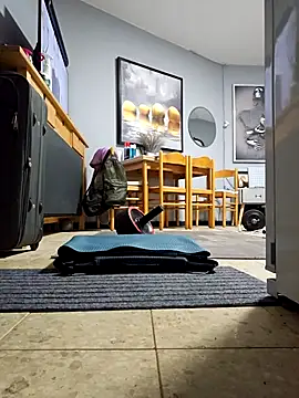 Snapshot of dickinyouto chatting on 09/10/25, 07:25 dickinyouto online show from 09/10/25, 07:25