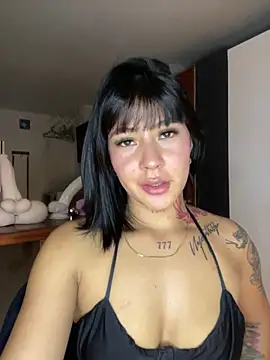 VictoriaEva online show from 03/07/25, 09:17