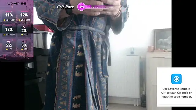 Snapshot of Bretoncool chatting on 11/10/25, 02:05 Bretoncool online show from 11/10/25, 02:05