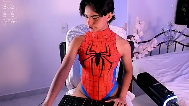 marlena3312 online show from 03/05/25, 12:44