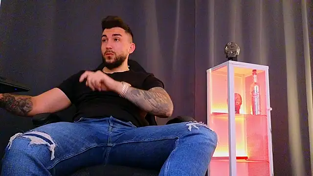 MightyAaron66 online show from 01/30/25, 07:39