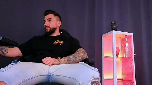 MightyAaron66 online show from 02/03/25, 01:08