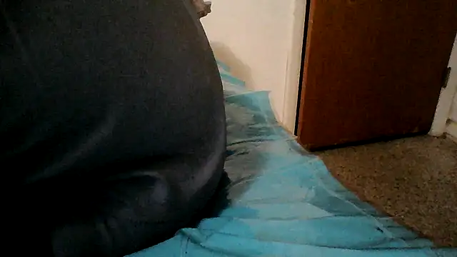 Snapshot of Emilylyn2501 chatting on 02/01/25, 01:34 Emilylyn2501 online show from 02/01/25, 01:34