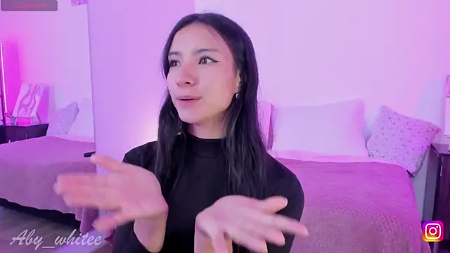 AbyWhitee online show from 02/04/25, 01:06