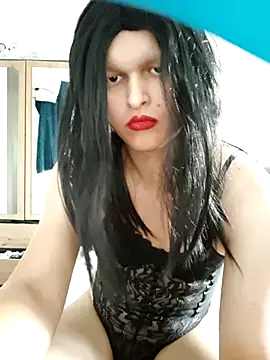 Snapshot of Brrtq chatting on 10/13/25, 10:26 Brrtq online show from 10/13/25, 10:26