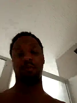 Snapshot of NBABBC345 chatting on 10/24/25, 09:11 NBABBC345 online show from 10/24/25, 09:11