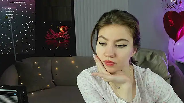 Selena grey  online show from 03/03/25, 01:10