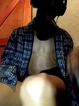 Snapshot of Thickcockzivyy chatting on 09/30/25, 03:55 Thickcockzivyy online show from 09/30/25, 03:55