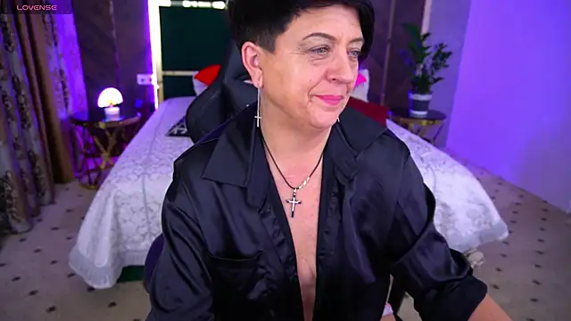 MilaSkyy online show from 12/15/24, 07:53