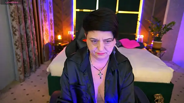 MilaSkyy online show from 03/08/25, 04:23