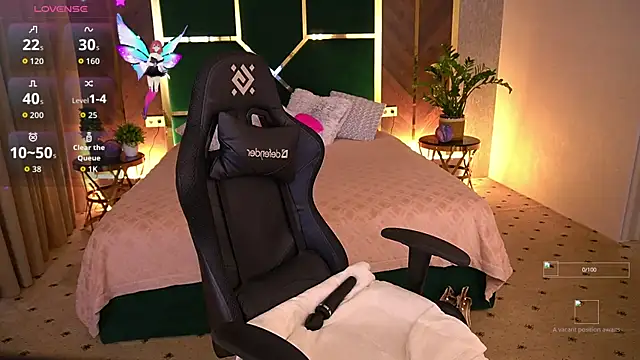 MilaSkyy online show from 09/10/25, 10:54