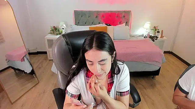 Icysweetcam online show from 05/24/26, 11:48