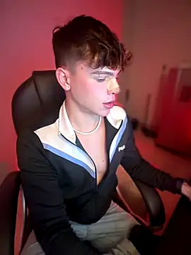 Snapshot of PRINCE_STEV chatting on 12/16/25, 11:21 PRINCE STEV online show from 12/16/25, 11:21