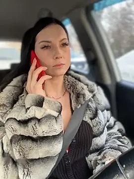 Snapshot of Roxana-Sexy chatting on 12/10/24, 09:44 Roxana-Sexy online show from 12/10/24, 09:44