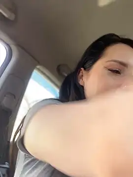 Snapshot of Roxana-Sexy chatting on 03/20/25, 06:30 Roxana-Sexy online show from 03/20/25, 06:30