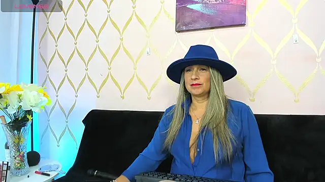 Snapshot of ladylians chatting on 01/22/25, 05:38 ladylians online show from 01/22/25, 05:38