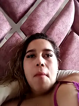 Snapshot of LaurenWelly_ chatting on 01/27/25, 09:33 LaurenWelly online show from 01/27/25, 09:33