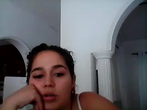 Snapshot of LaurenWelly_ chatting on 01/30/25, 05:28 LaurenWelly online show from 01/30/25, 05:28