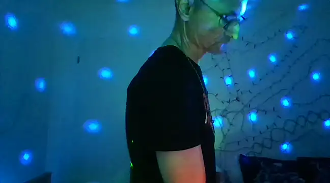 Snapshot of brunoguunot chatting on 01/23/25, 08:45 brunoguunot online show from 01/23/25, 08:45