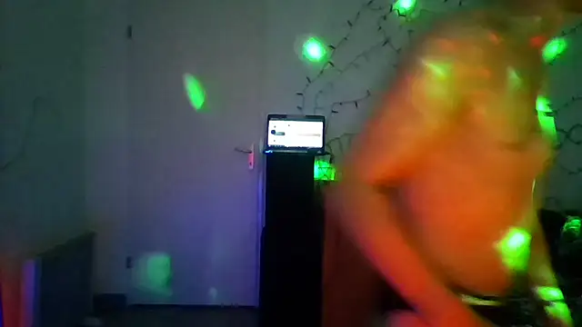 Snapshot of brunoguunot chatting on 01/30/25, 07:26 brunoguunot online show from 01/30/25, 07:26