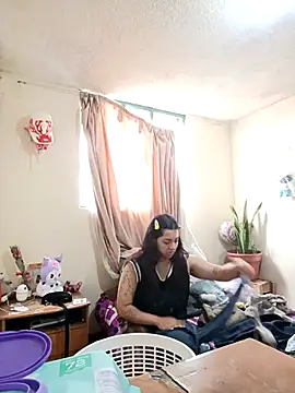 Snapshot of CORALINE_GREYM chatting on 09/29/25, 05:07 CORALINE GREYM online show from 09/29/25, 05:07