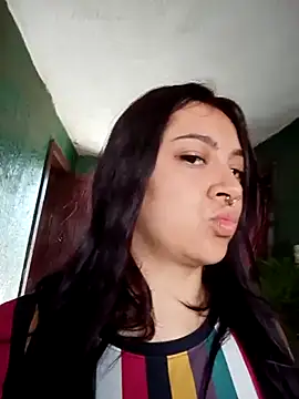 Snapshot of CORALINE_GREYM chatting on 10/02/25, 02:57 CORALINE GREYM online show from 10/02/25, 02:57