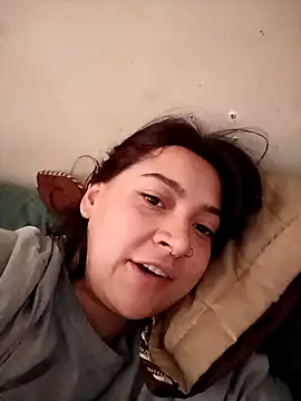 Snapshot of CORALINE_GREYM chatting on 10/09/25, 04:38 CORALINE GREYM online show from 10/09/25, 04:38