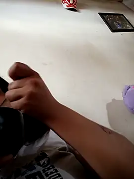 Snapshot of CORALINE_GREYM chatting on 10/12/25, 07:13 CORALINE GREYM online show from 10/12/25, 07:13