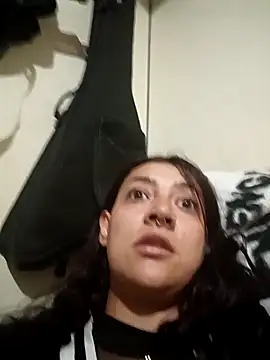 Snapshot of CORALINE_GREYM chatting on 10/22/25, 06:24 CORALINE GREYM online show from 10/22/25, 06:24