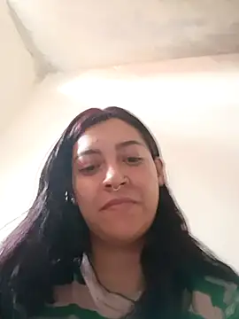 Snapshot of CORALINE_GREYM chatting on 10/28/25, 06:43 CORALINE GREYM online show from 10/28/25, 06:43