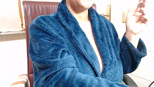 Foxlady2271 online show from 11/21/25, 10:08