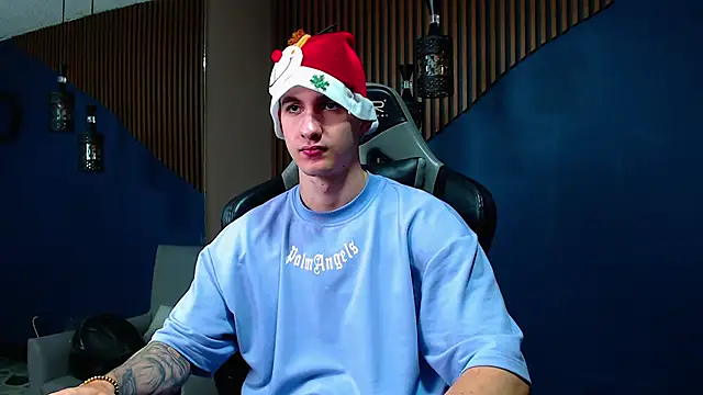 JacksonOlsenn online show from 12/28/24, 01:06