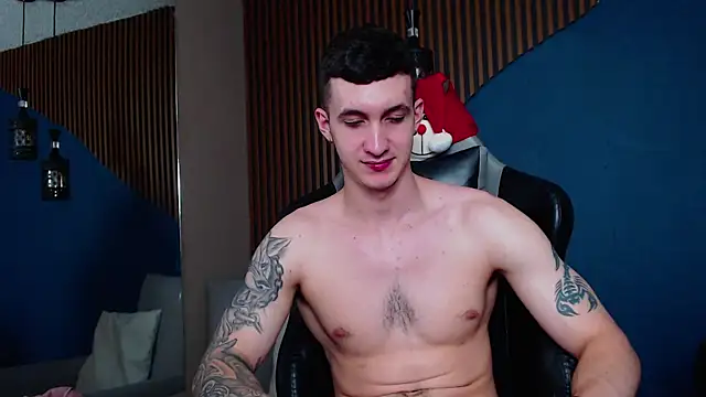 JacksonOlsenn online show from 01/03/25, 06:24