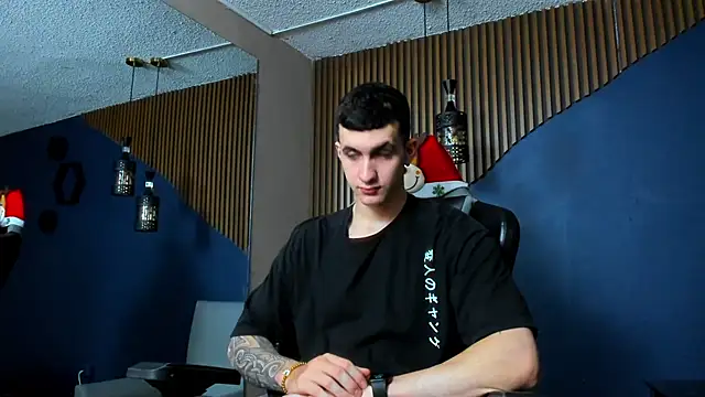 JacksonOlsenn online show from 01/05/25, 07:07