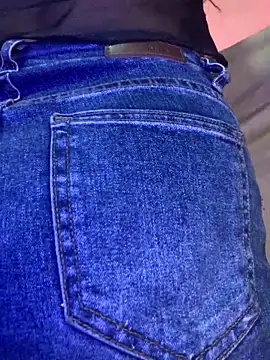 NINA 18 YEARS online show from 12/28/24, 10:23