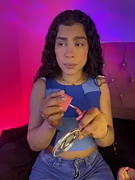 NINA 18 YEARS online show from 09/11/25, 12:33